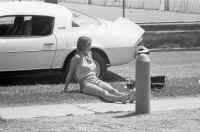 1976-05-09_17_Autocross_Spectator.JPG (304019 bytes)